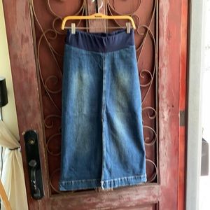 Maternity Motherhood jean skirt.